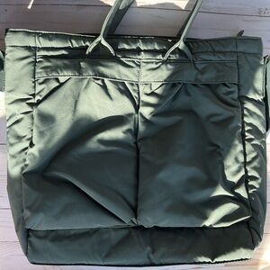 [SOLD] UNIQLO 2Way Utility Bag